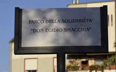 Civitavecchia. Inaugurato il parco Don Egidio Smacchia, fondatore del Centro “Il Ponte”, in Via Veneto